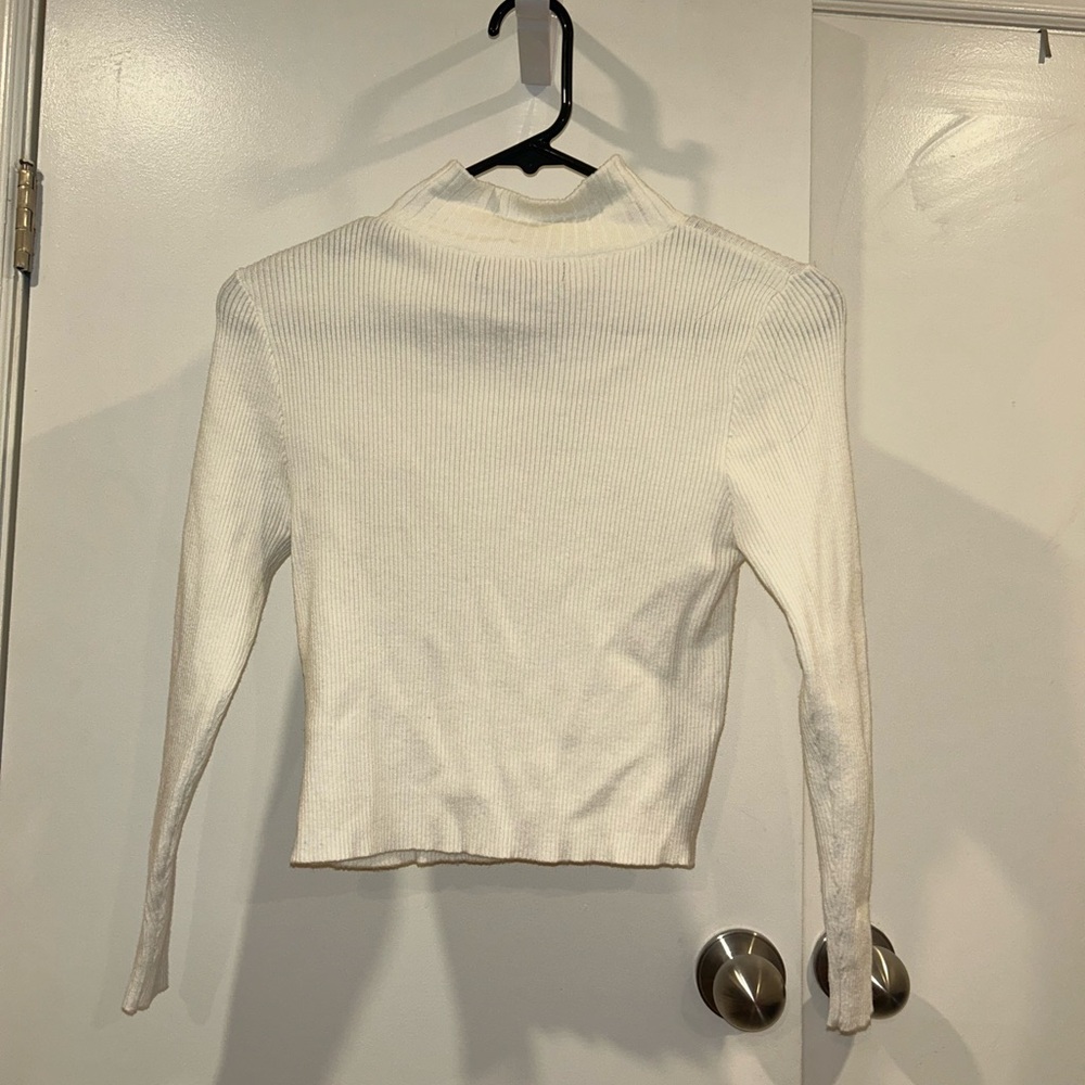 White Ribbed Turtleneck Sweater - Picture 2 of 2